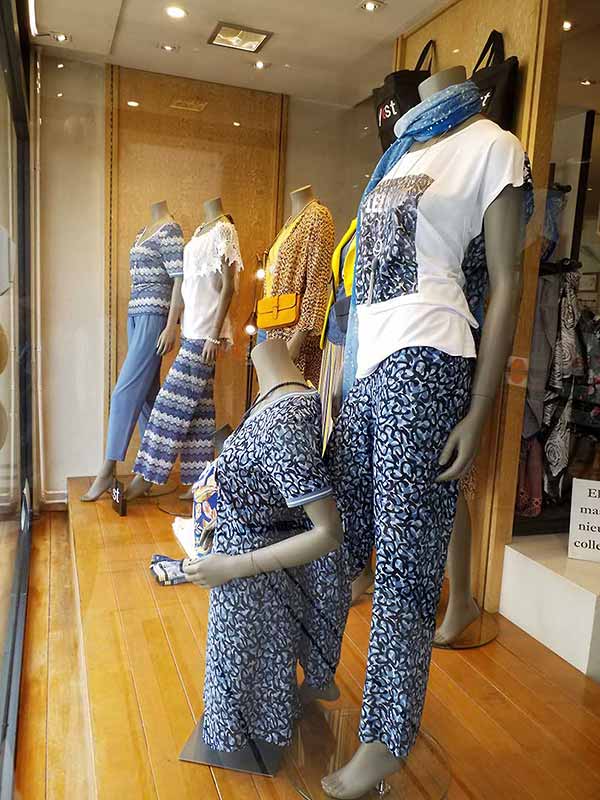 Etalage collectie dames lente / zomer 2019