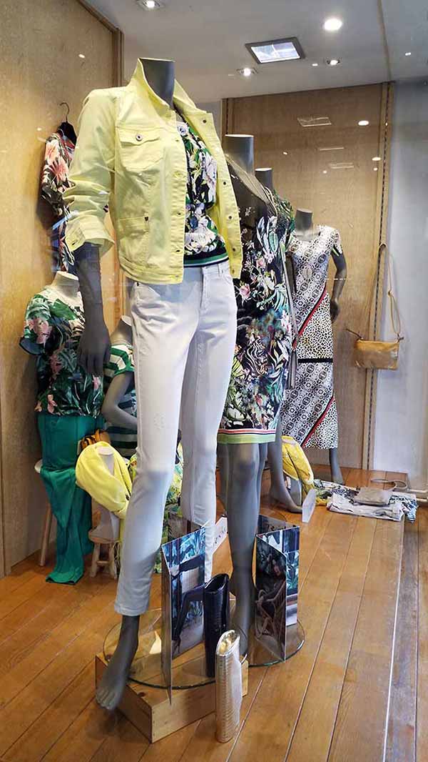 Etalage collectie dames lente / zomer 2019