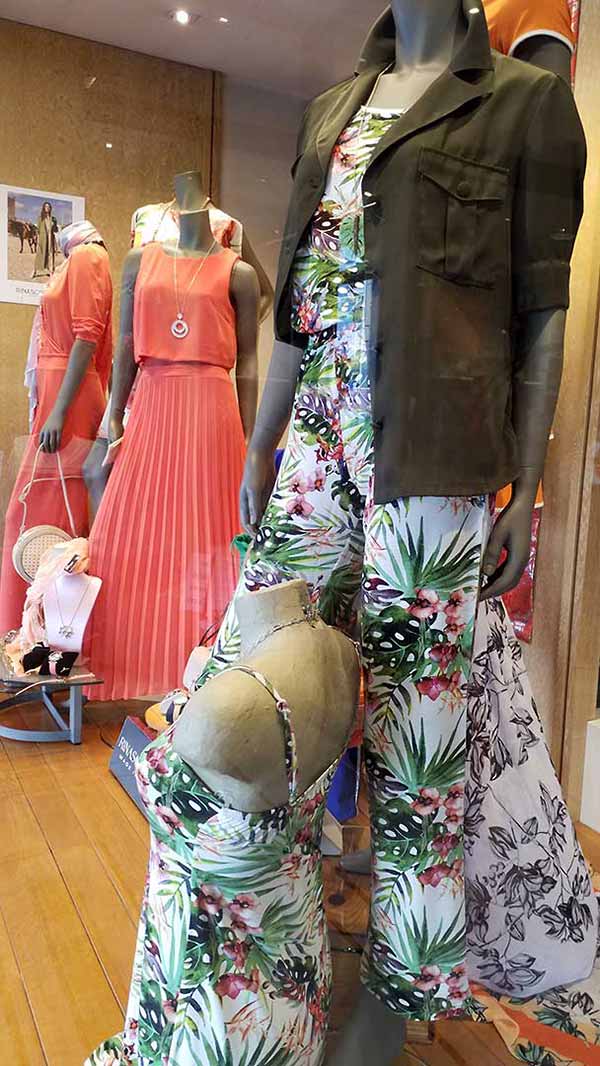 Etalage collectie dames lente / zomer 2019