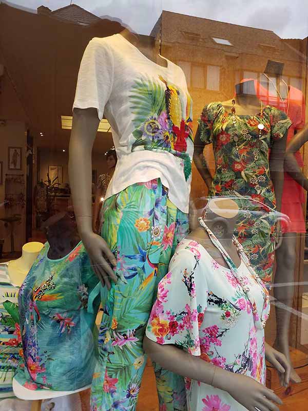 Etalage collectie dames lente / zomer 2019