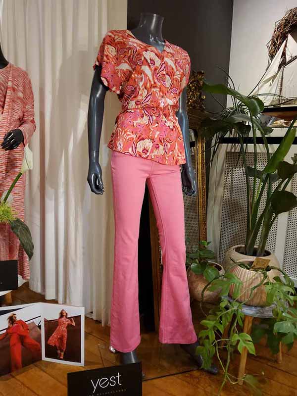 Yest dameskleding collectie